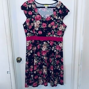 Yellow star  Modcloth black and pink floral dress